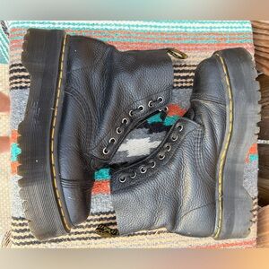 Dr Martens women’s Sinclair boots size 9